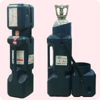 1500L�E3000L�̐P�[�X����w���E���K�X�E�{���x�̂��͂��׎p